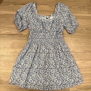 Old Navy Blue and White Floral Smocked Dress
